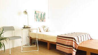 Baan 192 - Adults Only