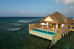 Emerald Faarufushi Resort & Spa