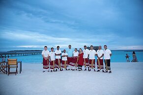 Emerald Faarufushi Resort & Spa