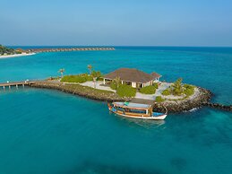 Emerald Faarufushi Resort & Spa