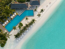 Emerald Faarufushi Resort & Spa