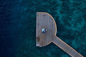 Emerald Faarufushi Resort & Spa