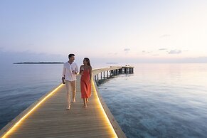 Emerald Faarufushi Resort & Spa