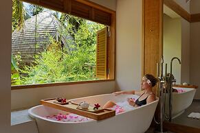 Emerald Faarufushi Resort & Spa