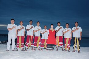 Emerald Faarufushi Resort & Spa
