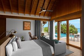 Emerald Faarufushi Resort & Spa
