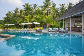 Emerald Faarufushi Resort & Spa