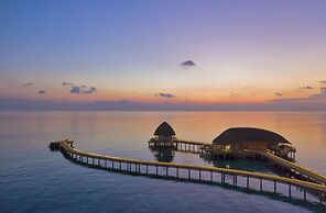Emerald Faarufushi Resort & Spa