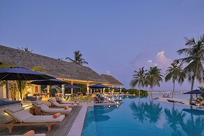 Emerald Faarufushi Resort & Spa