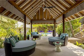 Emerald Faarufushi Resort & Spa