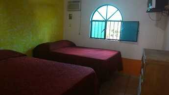 Bungalows y Hotel Lizmar