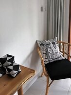 Ohana's Beachfront Resort & Beach Club