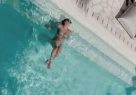 Ohana's Beachfront Resort & Beach Club