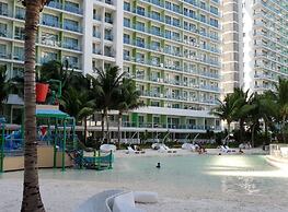 Azure Luxury Beach Suites by VacationsPH