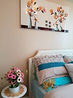 Azure Luxury City Suites by VacationsPH