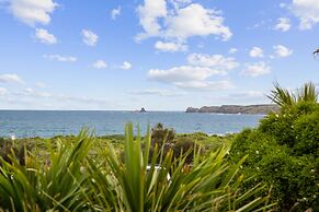 Smith Beach Getaways Beachwood Luxury Villa