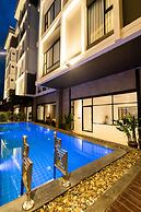 S2 Modern Boutique Hotel