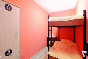 Meet Fish International Youth Hostel