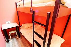 Meet Fish International Youth Hostel