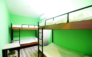 Meet Fish International Youth Hostel