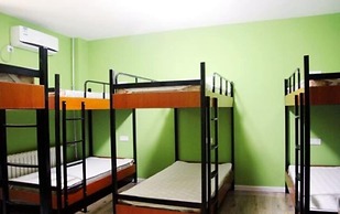 Meet int'l Youth Hostel Zhejiang Rd