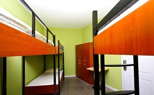 Meet int'l Youth Hostel Pichaiyuan