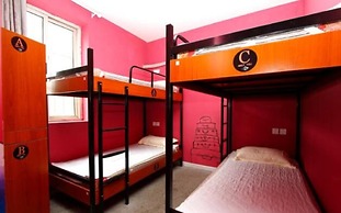 Meet int'l Youth Hostel Pichaiyuan