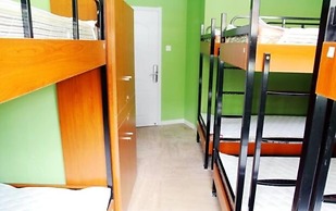 Meet int'l Youth Hostel Pichaiyuan