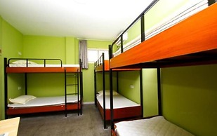 Meet int'l Youth Hostel Pichaiyuan