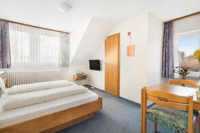 Burghof Hotel Garni