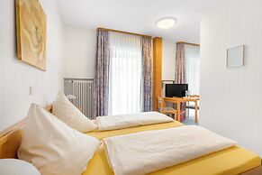 Burghof Hotel Garni