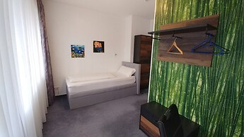 Burghof Hotel Garni