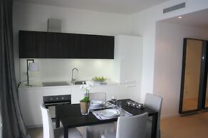 Bellagio Lake Resort Luxury Apartment