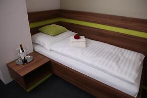 Primus Hotel & Apartments