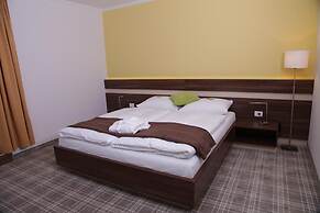 Primus Hotel & Apartments