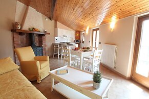 Cozy Attic Lake View in Nesso
