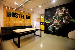 Hostel 69