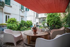 Borgo Vergini Garden