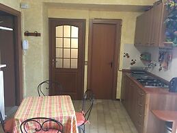 Il Salice on the Lake