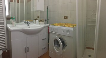 Il Salice on the Lake