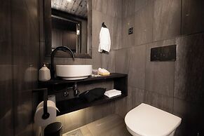 Arctic TreeHouse Hotel