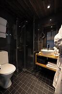 Arctic TreeHouse Hotel