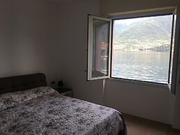 Infinity Luxury Apartment on the Lake