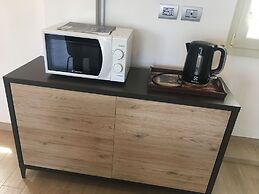 Infinity Luxury Apartment on the Lake