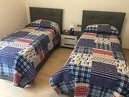 Infinity Luxury Apartment on the Lake