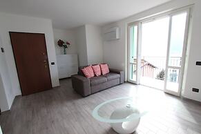 Luxury Apartment with Pool