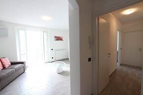 Luxury Apartment with Pool