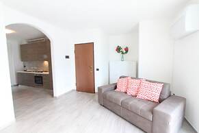 Luxury Apartment with Pool