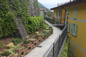 Luxury Apartment with Pool