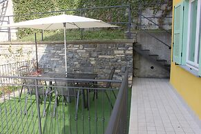 Luxury Apartment with Pool